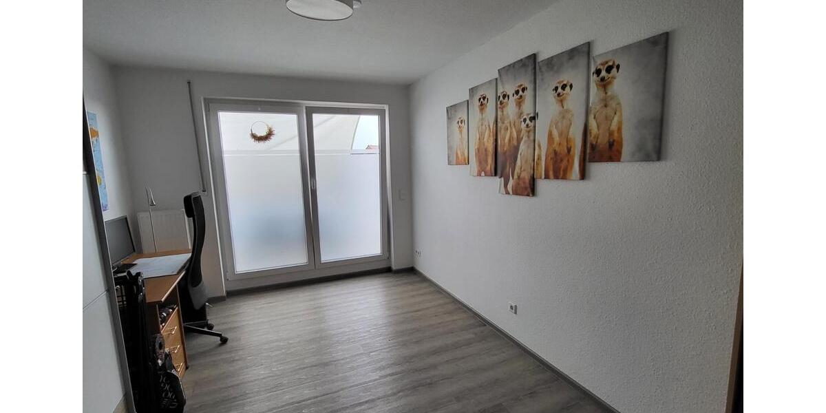 Dachgeschoßwohnung Damme - 3 Zimmer, 98 m&sup2;, 970&euro; | Angebot:26338454