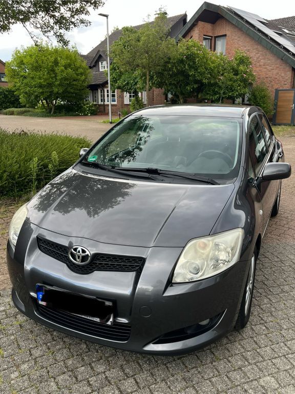 Toyota Auris 189.000 km 3.000 € Osnabrück 49078