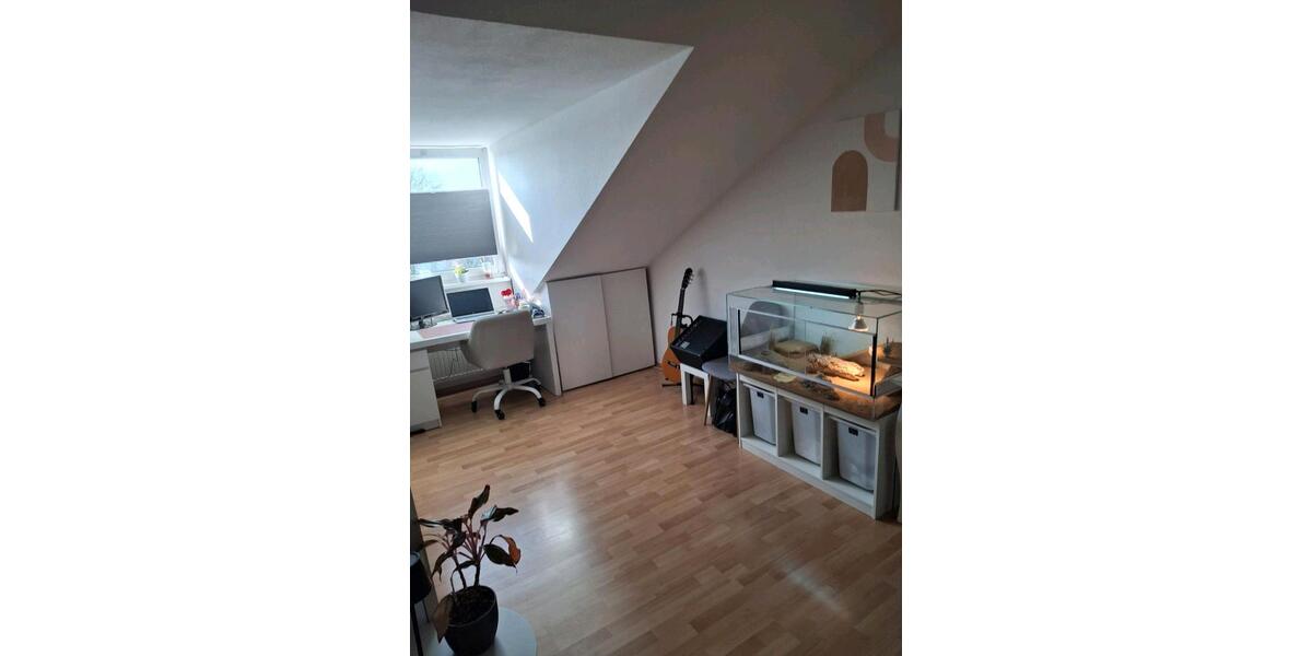 Dachgeschoßwohnung Bad Iburg - 3 Zimmer, 71 m&sup2;, 650&euro; | Angebot:25045208