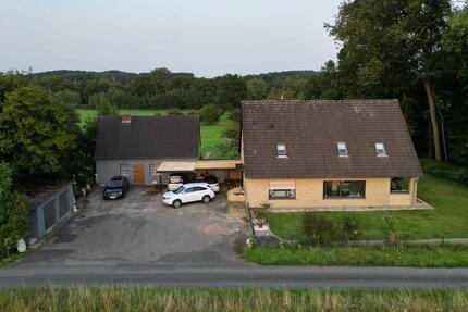 Einfamilienhaus mit Einliegerwohnung 8 zimmer