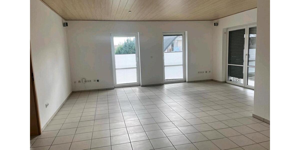Etagenwohnung Bramsche - 4 Zimmer, 125 m&sup2;, 1.125&euro; | Angebot:25404023