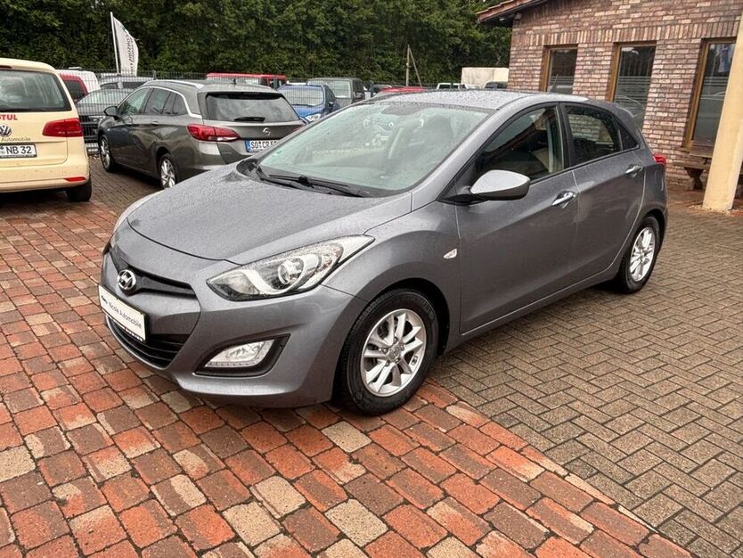 i30