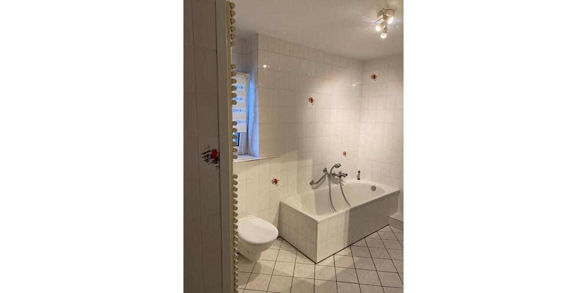 Etagenwohnung Osnabrück Eversburg - 5 Zimmer, 100 m&sup2;, 870&euro; | Angebot:25259229