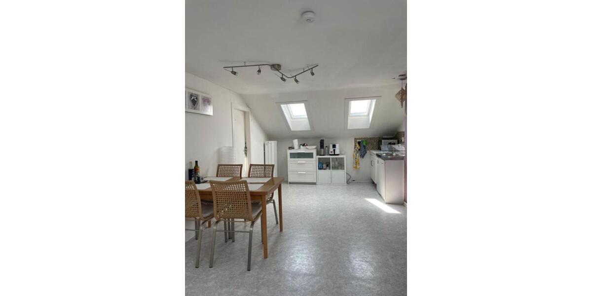 Dachgeschoßwohnung Osnabrück Hellern - 2.5 Zimmer, 61 m&sup2;, 800&euro; | Angebot:26505121