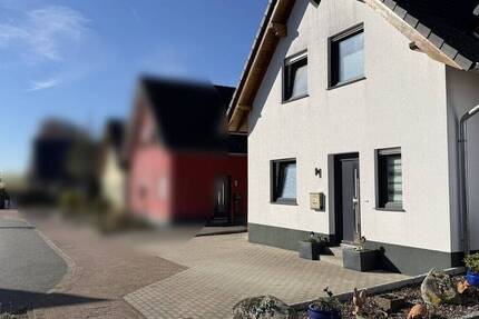 Haus Dissen - 4 Zimmer, 112 m&sup2;, 350.000&euro; | Angebot:26155935