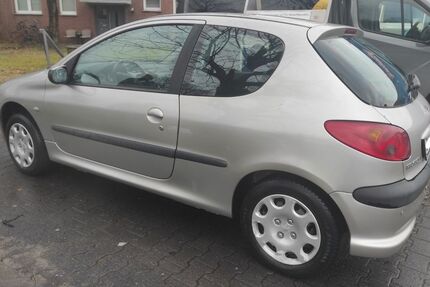 Peugeot 206 110.098 km 1.500 &euro; Ibbenbüren 49477