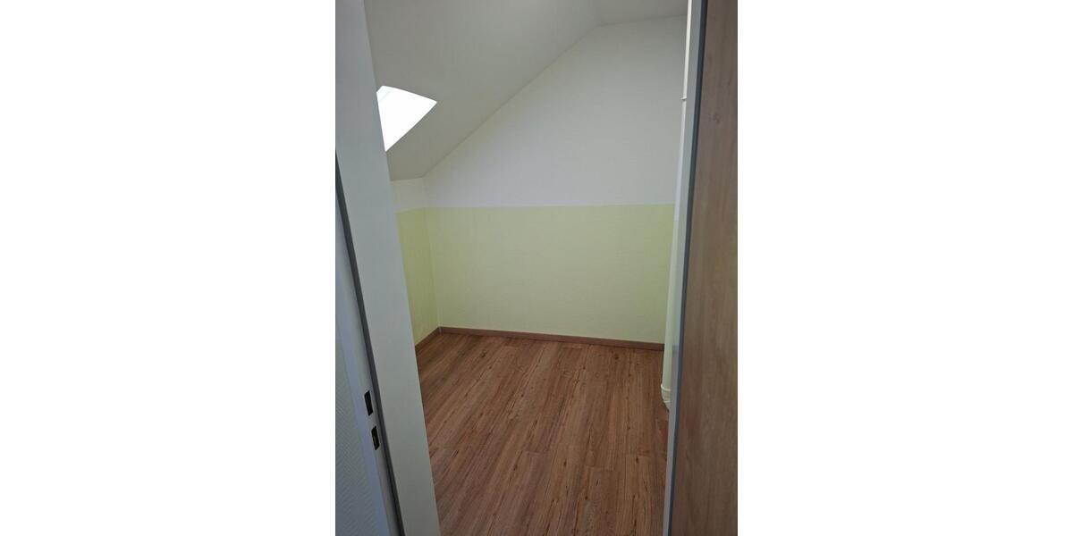 Dachgeschoßwohnung Hagen am Teutoburger Wald - 3.5 Zimmer, 100 m&sup2;, 995&euro; | Angebot:25332904