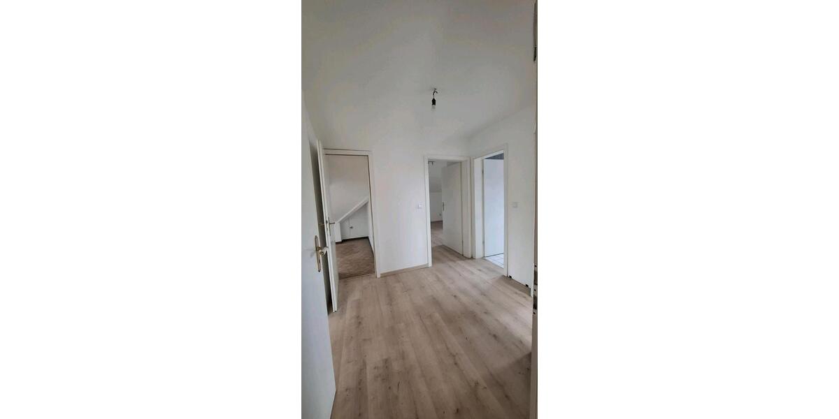 Dachgeschoßwohnung Neuenkirchen-Vörden Vörden - 2.5 Zimmer, 80 m&sup2;, 700&euro; | Angebot:26429428