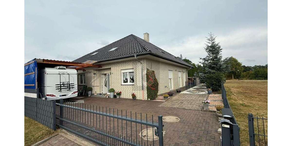 Einfamilienhaus Bohmte - 7 Zimmer, 225 m&sup2;, 450.000&euro; | Angebot:25824031