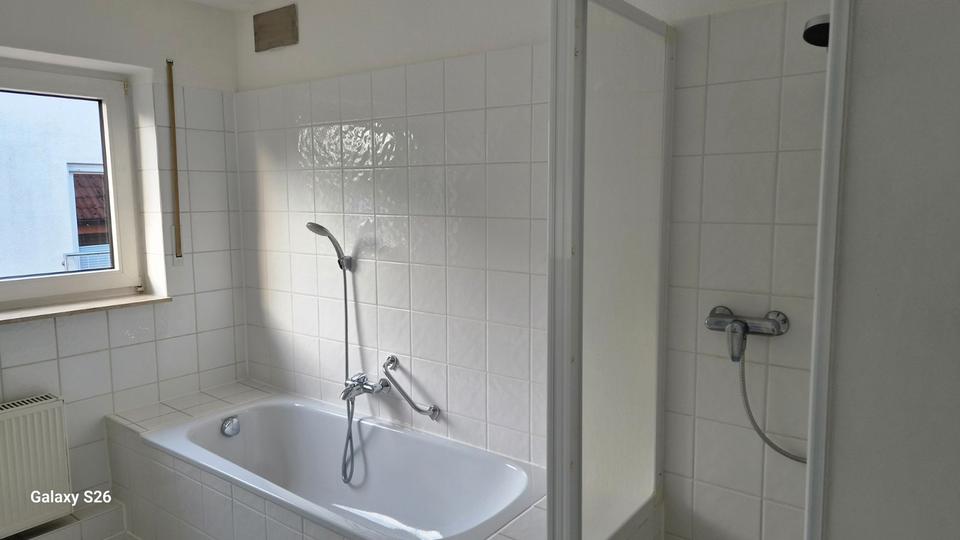 Dachgeschoßwohnung Lotte - 2 Zimmer, 69 m&sup2;, 700&euro; | Angebot:26614592