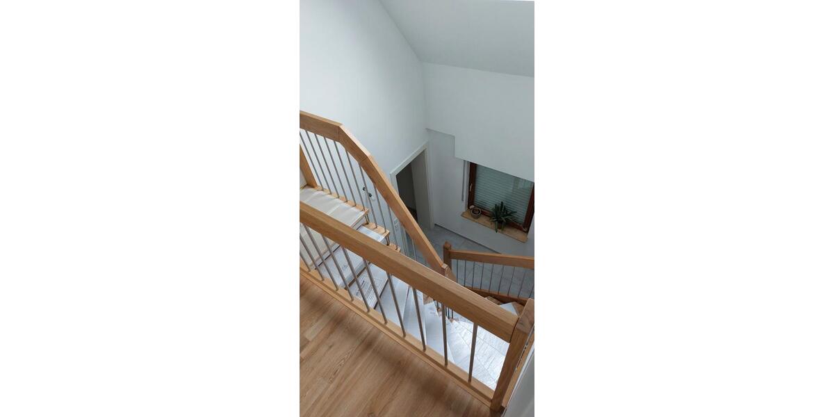 Einfamilienhaus Osnabrück Eversburg - 8 Zimmer, 240 m&sup2;, 1.730&euro; | Angebot:26477865
