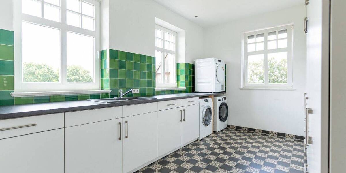 Einfamilienhaus Neuenkirchen Lintern - 9 Zimmer, 247 m&sup2;, 1.750.000&euro; | Angebot:25673336