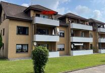 ruhige 2 Zimmer Wohnung mit Balkon im DG ab sofort