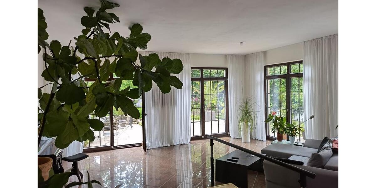 Einfamilienhaus Osnabrück Hellern - 8 Zimmer, 250 m&sup2;, 850.000&euro; | Angebot:26600427