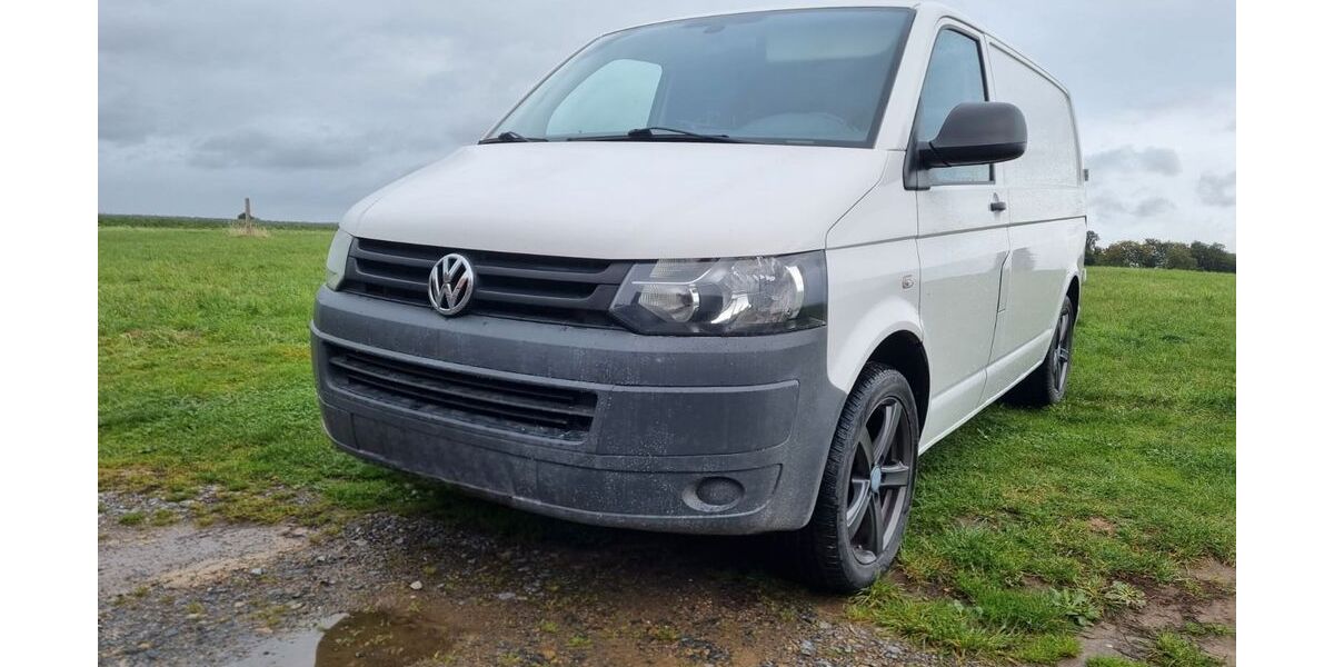 VW T5 Transporter 212.500 km 9.900 &euro; Rödinghausen 32289