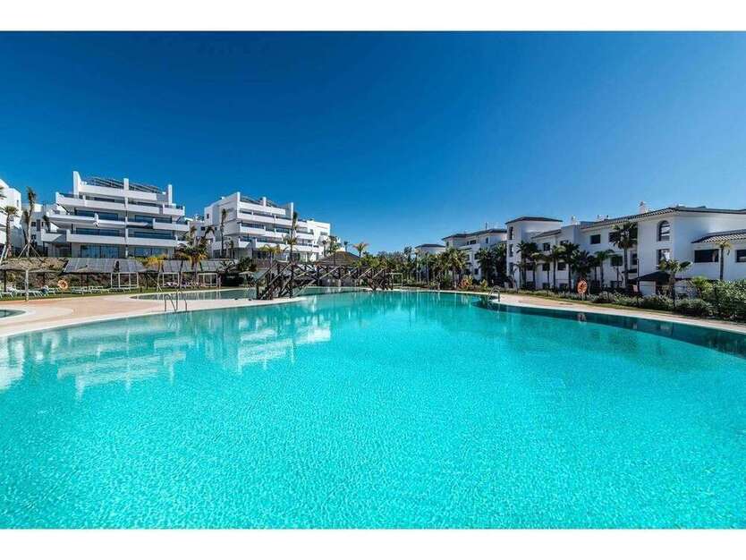 Wohnung zum Kaufen in Estepona 912.073 € 129 m²