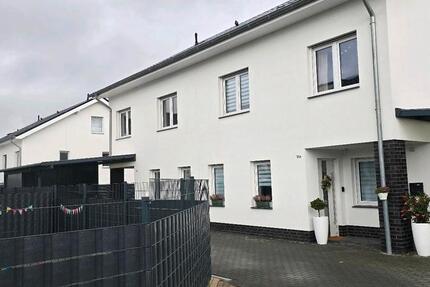 Haus Bad Essen - 6 Zimmer, 163 m&sup2;, 1.500&euro; | Angebot:27610361
