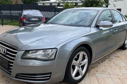 Audi A8 327.533 km 8.900 &euro; Versmold 33775
