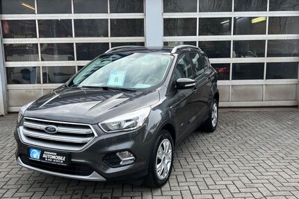 Ford Kuga 89.000 km 14.799 &euro; Osnabrück 49090
