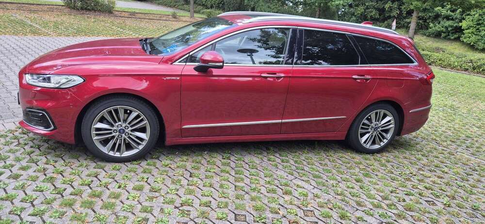 Ford Mondeo 85.500 km 18.500 € Osnabrück 49086