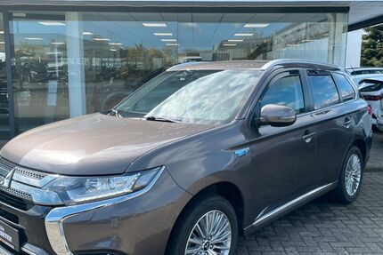 Mitsubishi Plug-in Hybrid Outlander 74.950 km 21.450 &euro; Melle 49324