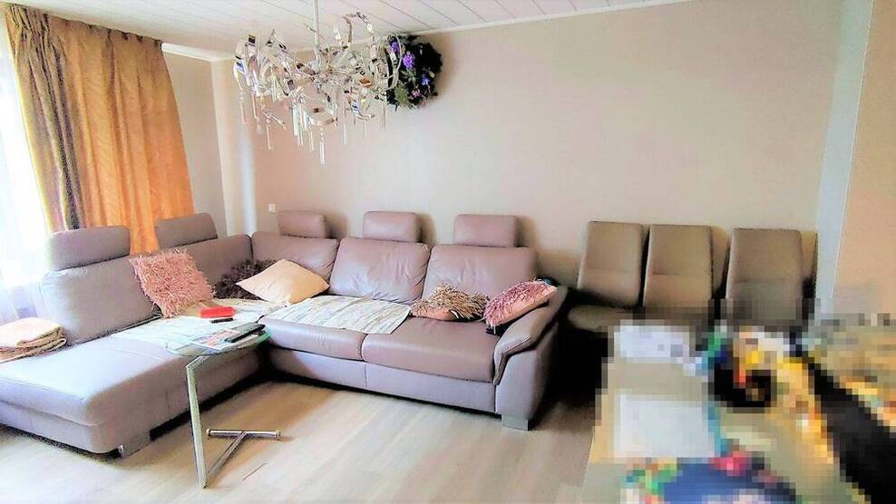 Geräumiges EFH mit ELW, Terrasse, Balkon, kleinem Garten und Garage in ruhiger Lage