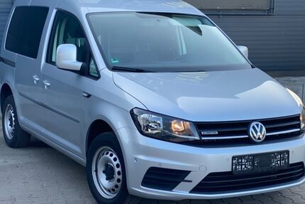 VW Caddy 89.000 km 10.900 € Bohmte (bei Osnabrück) 49163