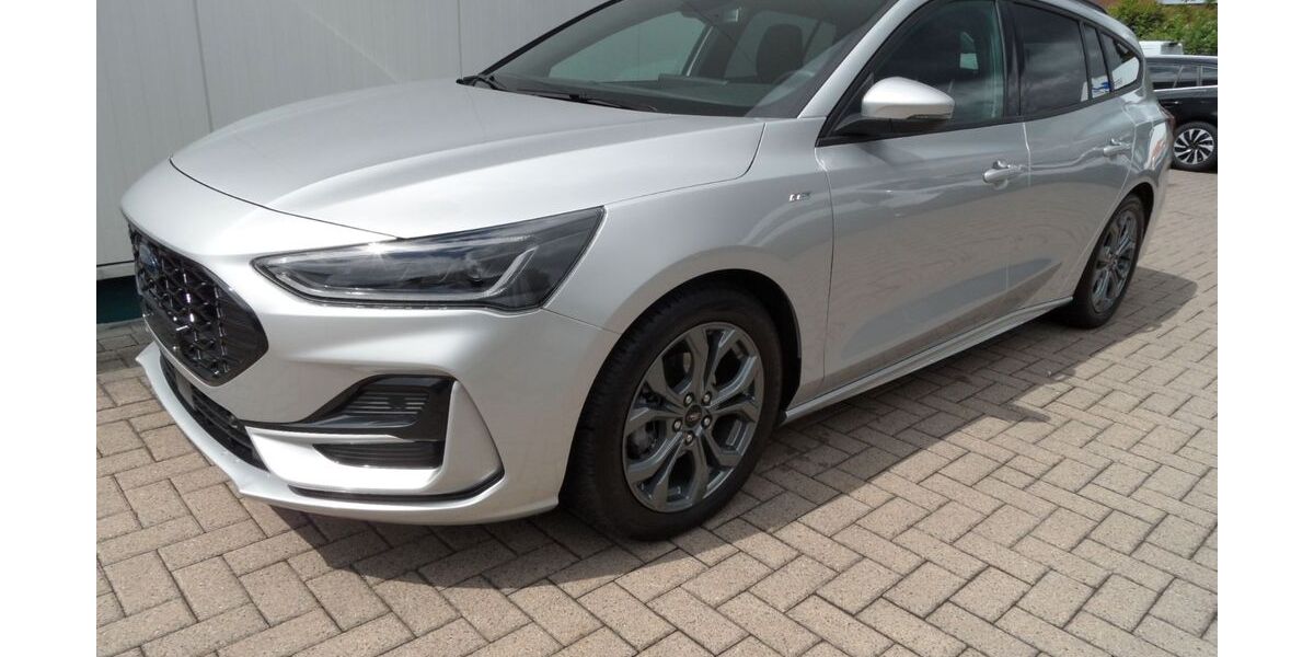 Ford Focus 12.800 km 22.500 &euro; Georgsmarienhütte 49124
