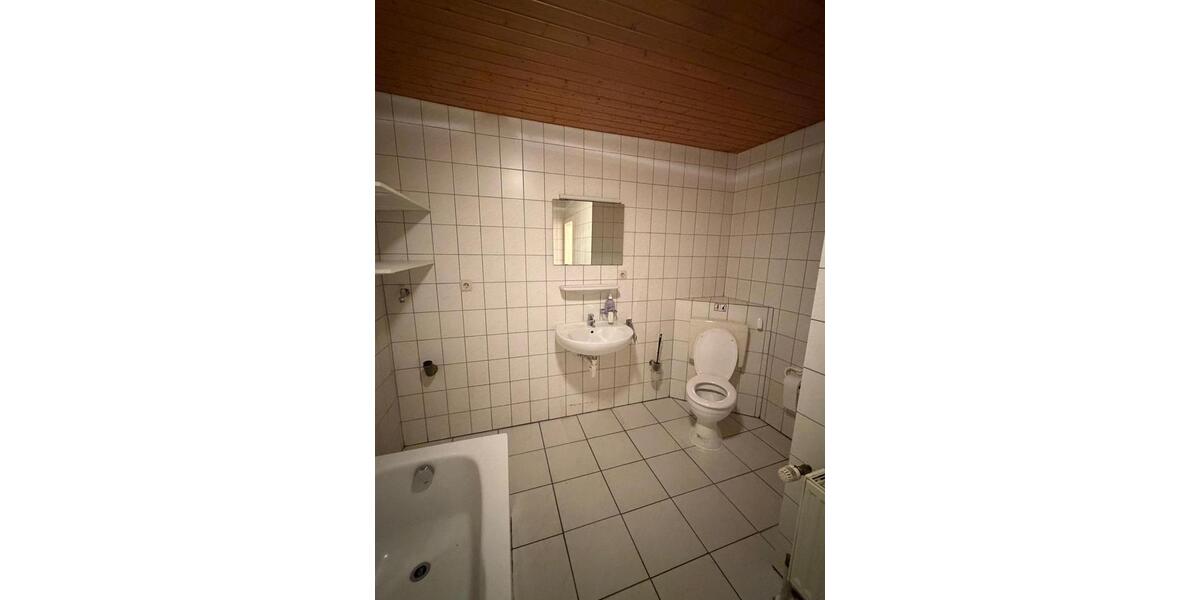 Erdgeschoßwohnung Bramsche - 4 Zimmer, 111 m&sup2;, 850&euro; | Angebot:26237640