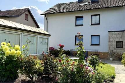Haus Lotte - 7 Zimmer, 160 m&sup2;, 450.000&euro; | Angebot:25543241