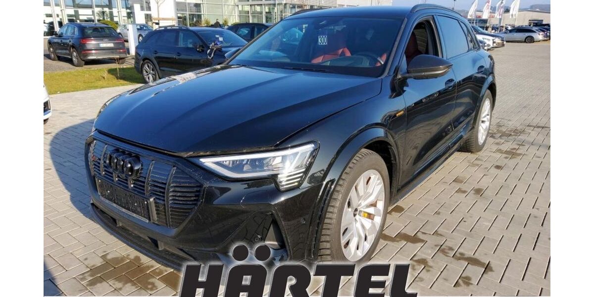 Audi e-tron 48.300 km 42.900 &euro; Osnabrück 49084