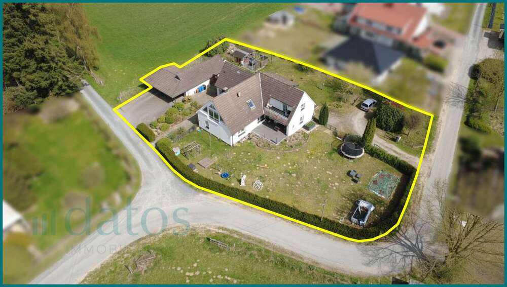 Einfamilienhaus Lotte - 10 Zimmer, 263 m&sup2;, 389.500&euro; | Angebot:26762071