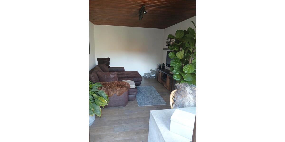 Etagenwohnung Versmold - 5 Zimmer, 123 m&sup2;, 850&euro; | Angebot:26297042