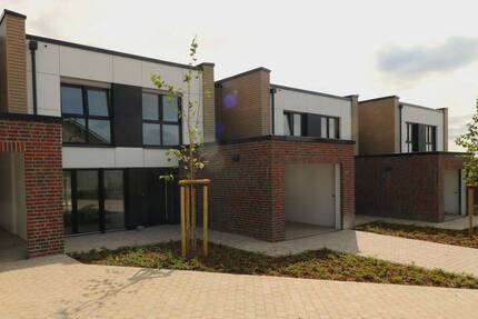 Jetzt zugreifen: Exklusive Neubau Reihenhäuser im KfW 40 QNG-Standard in bevorzugter Lage von Damme! 5 zimmer