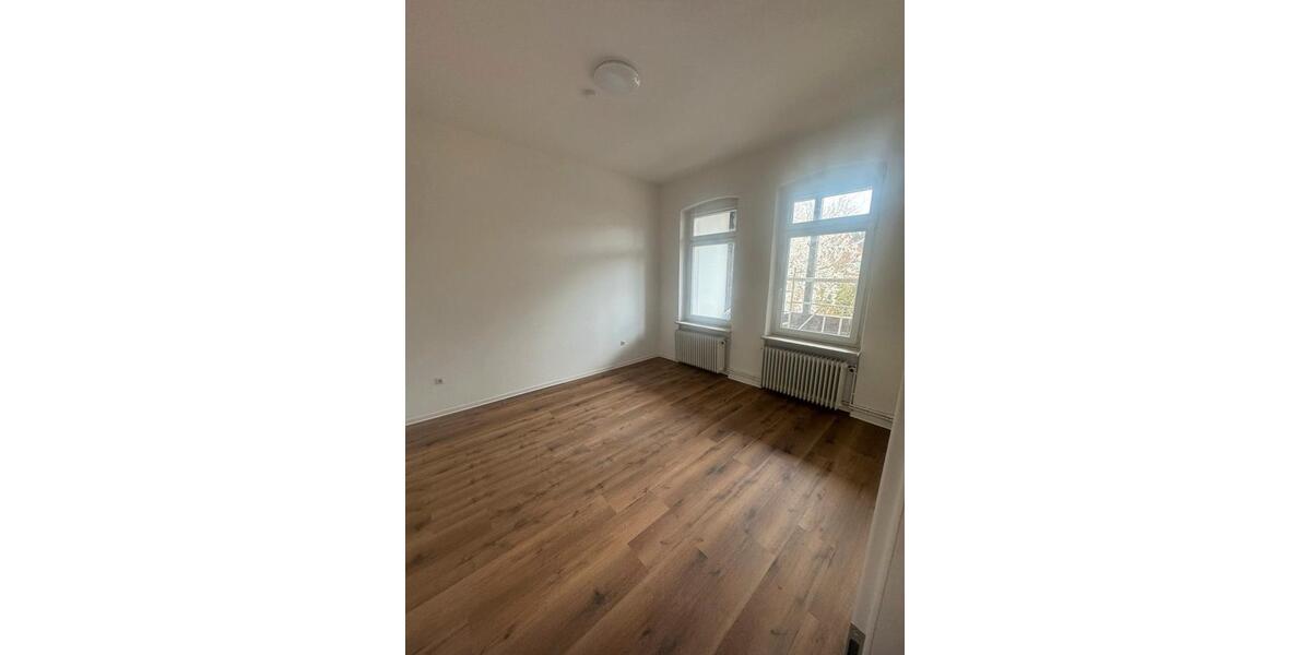 Dachgeschoßwohnung Osnabrück - 5 Zimmer, 110 m&sup2;, 460&euro; | Angebot:27549412