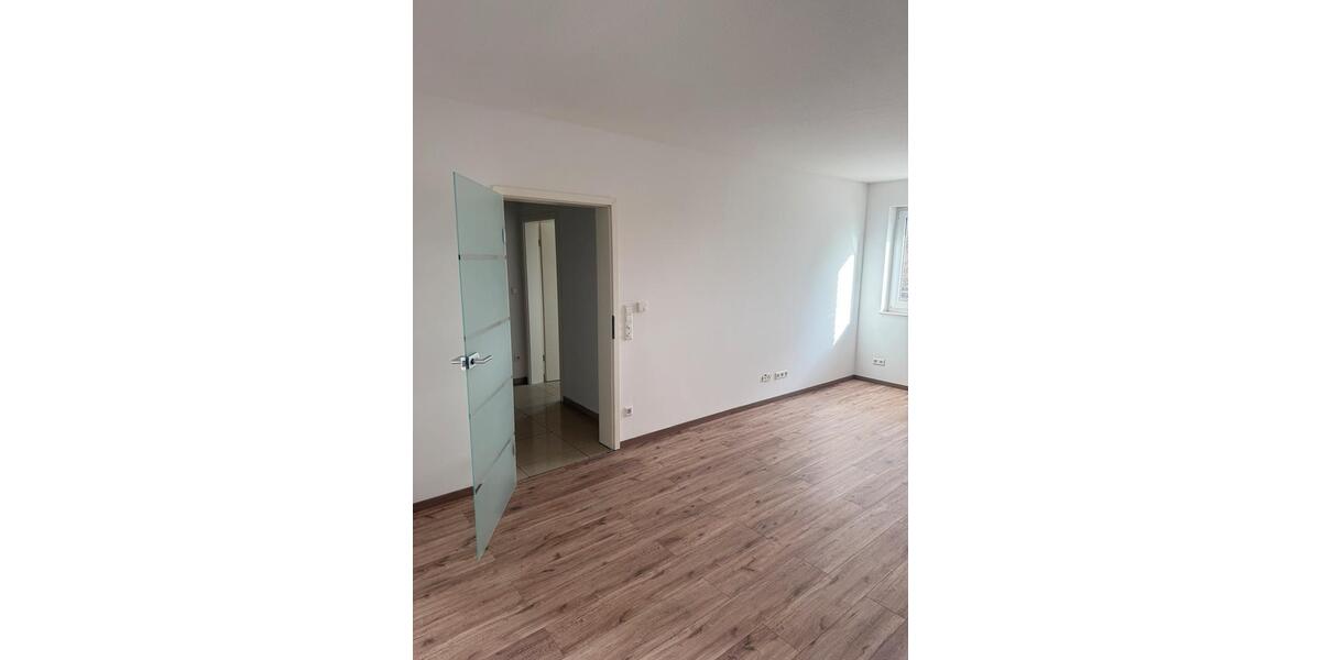 Erdgeschoßwohnung Melle - 4 Zimmer, 95 m&sup2;, 930&euro; | Angebot:25566129