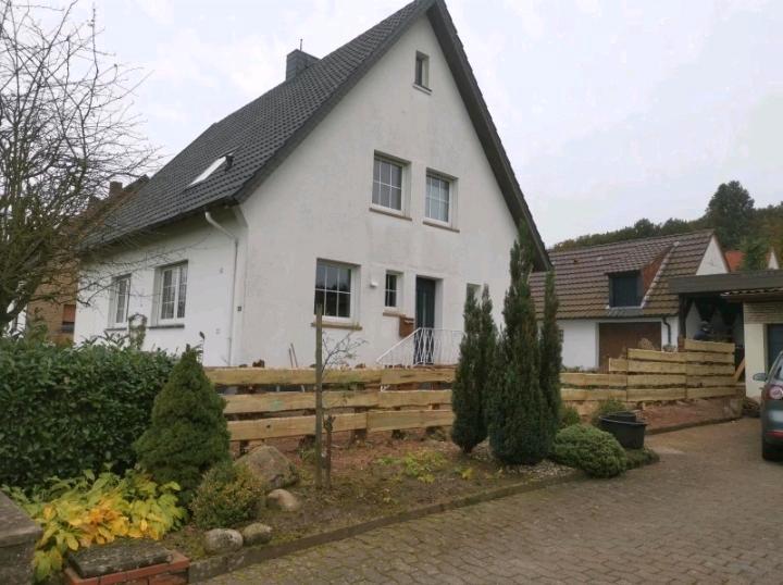 Zuhause zwischen Wald, Wiesen und Kanal