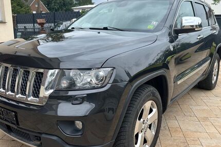 Jeep Grand Cherokee 172.963 km 15.900 € Versmold 33775