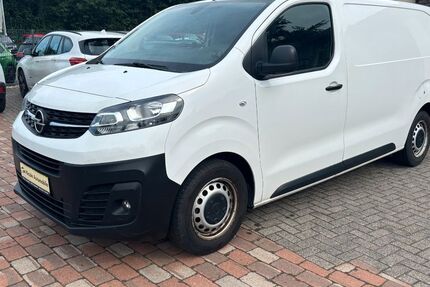 Opel Vivaro 349.500 km 8.750 &euro; Versmold 33775