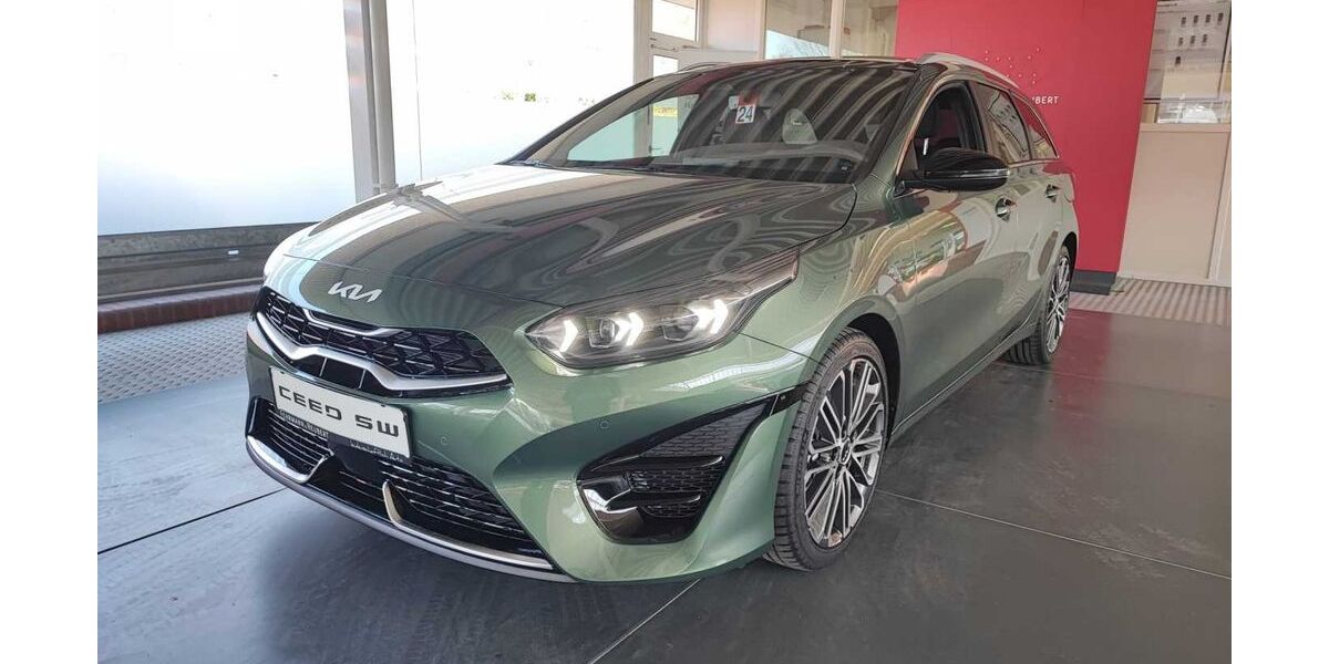 Kia ceed Sportswagon 8.000 km 32.990 &euro; Osnabrück 49082