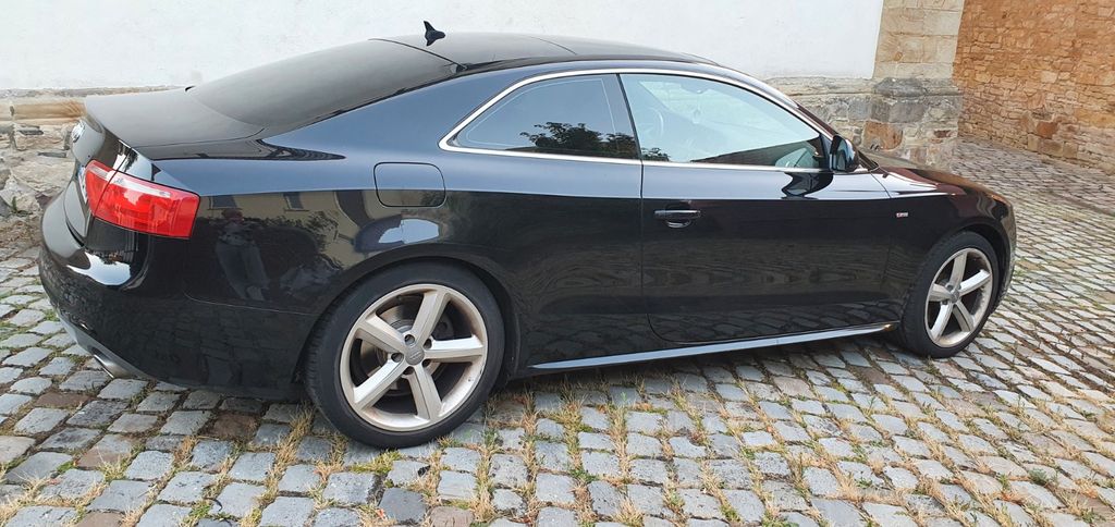 Audi A5 197.000 km 8.900 &euro; Belm 49191