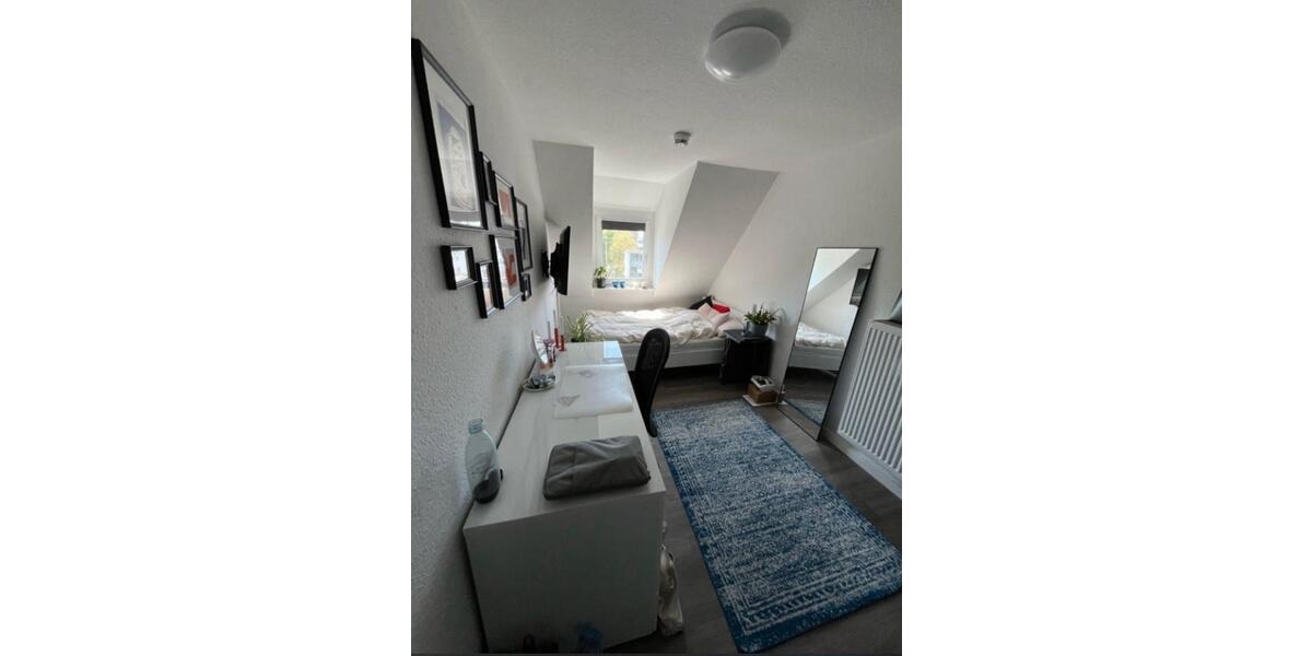 Dachgeschoßwohnung Osnabrück - 12 Zimmer, 90 m&sup2;, 337&euro; | Angebot:26287456