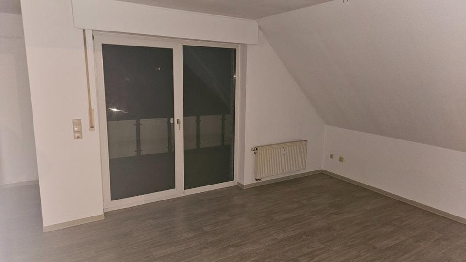 Dachgeschoßwohnung Osnabrück Gretesch - 2 Zimmer, 62 m&sup2;, 700&euro; | Angebot:25413072