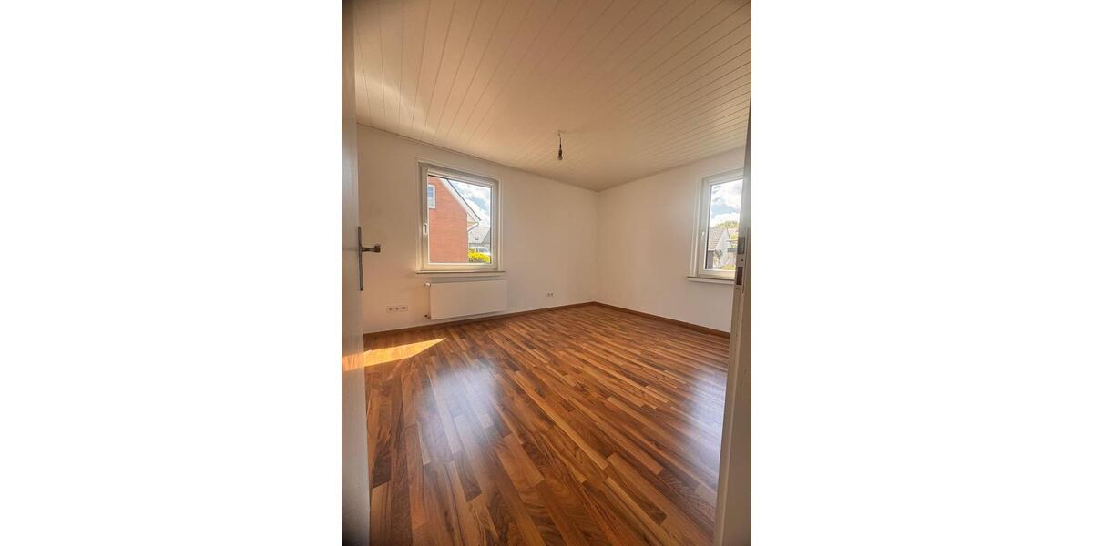 Erdgeschoßwohnung Wallenhorst - 3.5 Zimmer, 120 m&sup2;, 1.250&euro; | Angebot:26645754