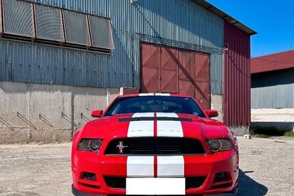 Ford Mustang 80.000 km 15.990 &euro; Widukindland 49086