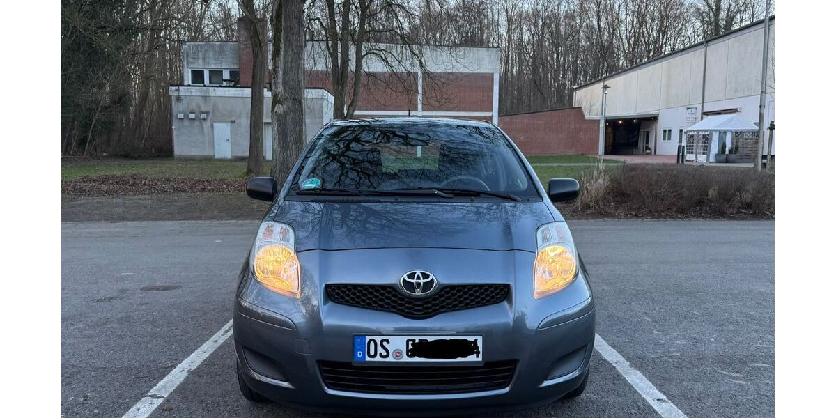 Toyota Yaris 162.058 km 3.390 &euro; Osnabrück 49078