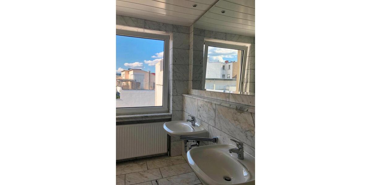 Einfamilienhaus Osnabrück - 3 Zimmer, 140 m&sup2;, 1.300&euro; | Angebot:26446975