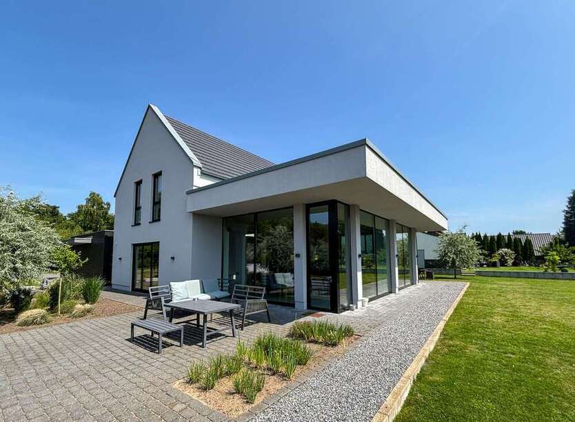 Haus zum Kaufen in Ibbenbüren 850.000 € 172.57 m²