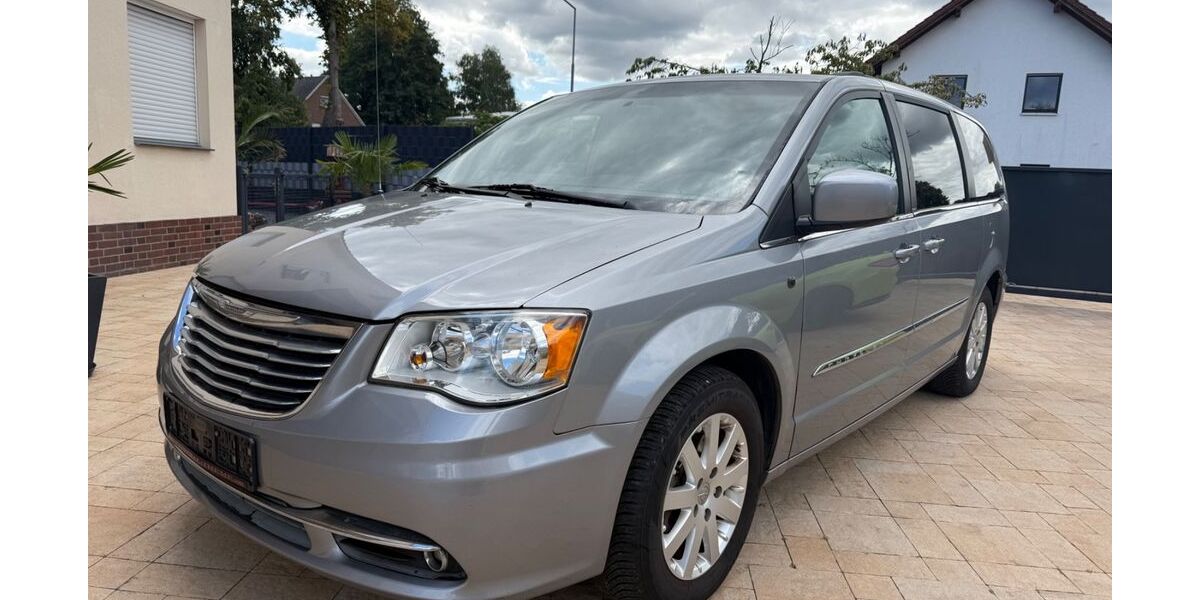 Chrysler Grand Voyager 131.847 km 12.990 &euro; Versmold 33775