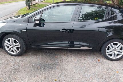 Renault Clio 28.000 km 8.300 € Osnabrück 49074